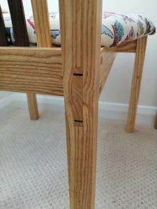 Wedged tenon feature on dining chair